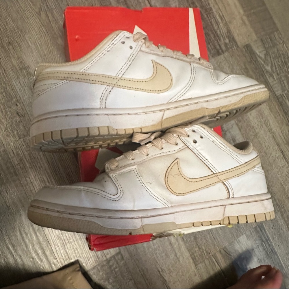 Nike women Dunk Low White/Pearl White